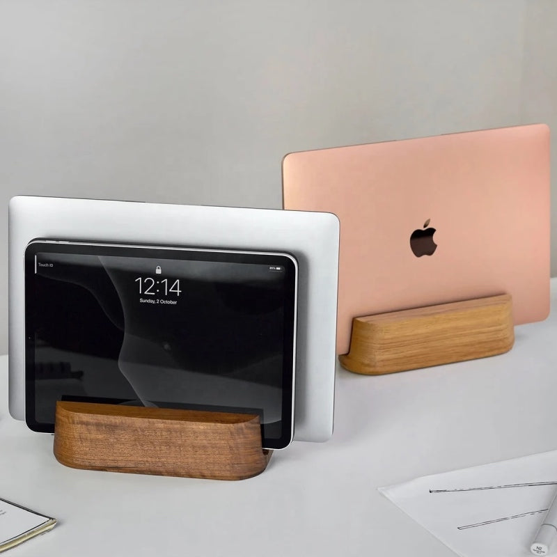 Organisateur-de-bureau-bois-double-et-simple-avec-tablette-et-macbookpro