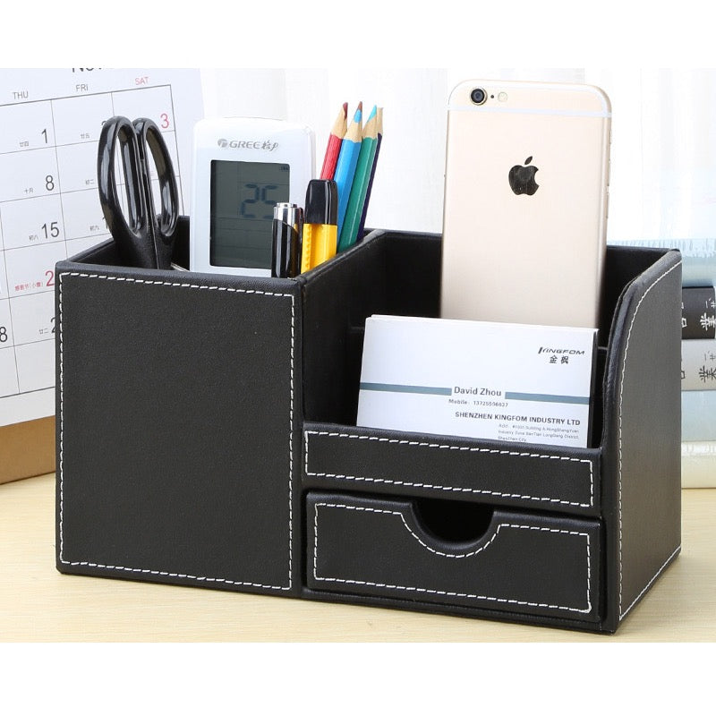 Organisateur-de-bureau-cuir-noir-avec-accessoires