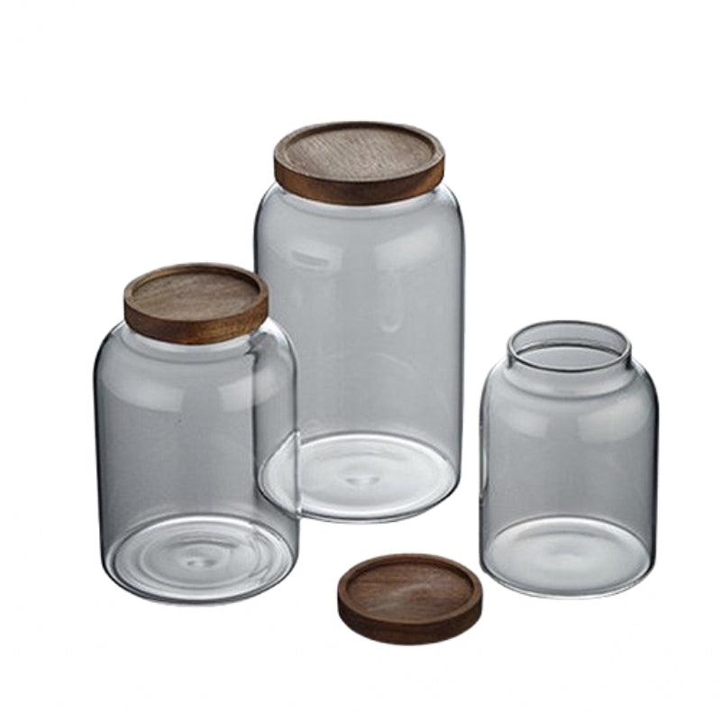 Bocaux-rangement-cuisine-verre-vides-fond-blanc