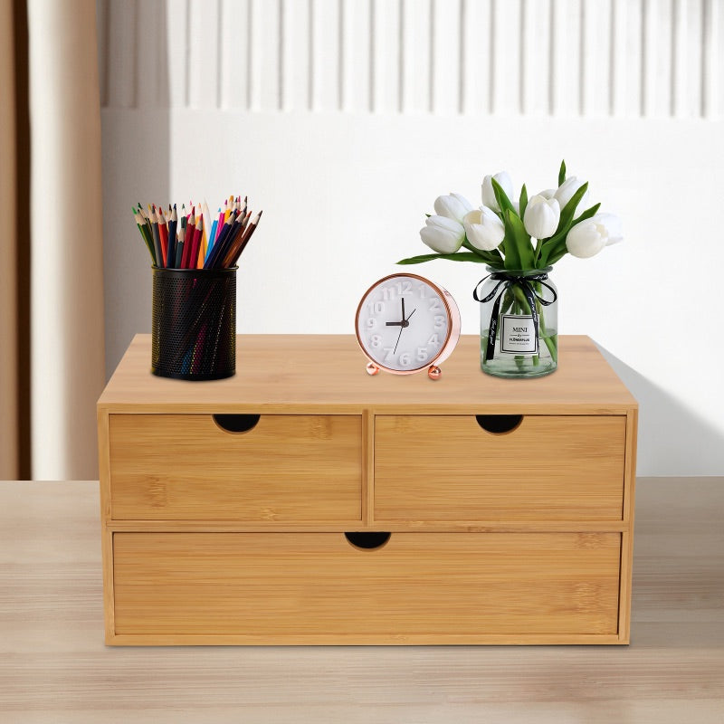 Organisateur-de-bureau-bambou-sur-bureau-de-face