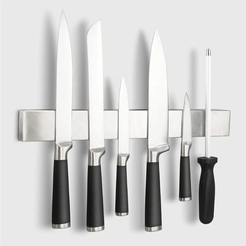 Organisateur-ustensile-cuisine-fond-blanc-2